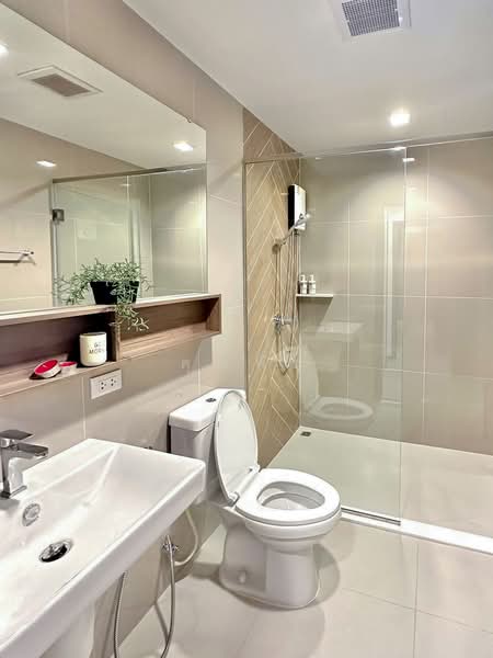 The Line Phahonyothin Park, Bangkok, 1090 Phahonyothin Road, Jom Phon, Chatuchak, Bangkok, 1 Bedroom, 41 sqm, Condo For Sale, by คุณพีร์, 500389765 - DDproperty.com