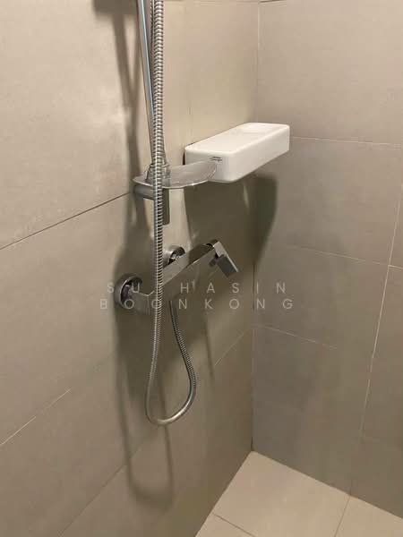Whizdom Connect Sukhumvit, Bangkok, 1 Soi Piyibut 1, Sukhumvit Road, Bang Na, Bangkok, 2 Bedrooms, 40 sqm, Condo For Rent, by Suthasin Boonkong, 500389773 - DDproperty.com