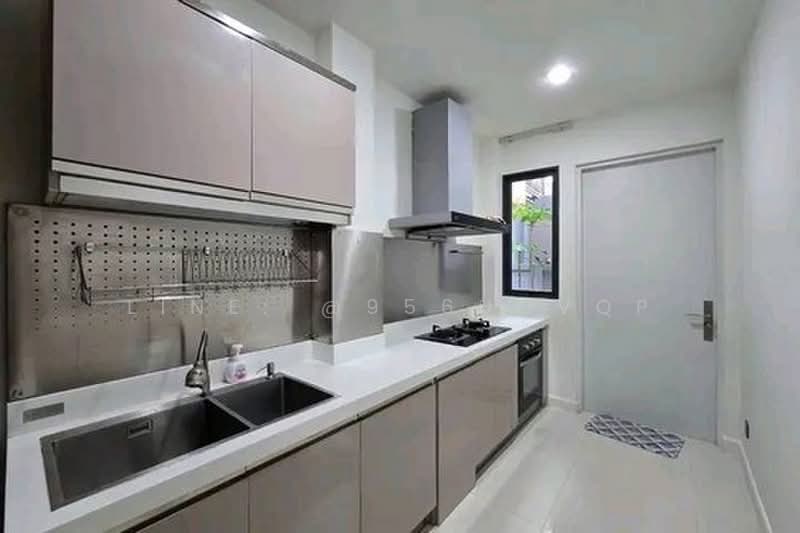 The Gentry Phatthanakan 2, Bangkok, Phatthanakan 32, Suan Luang, Bangkok, 4 Bedrooms, 440 sqm, Single Detached House For Rent, by Line: @956uovqp, 500389779 - DDproperty.com