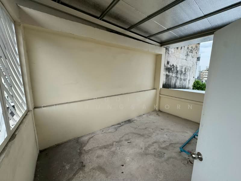 Commercial Building for Rent – Wongwian 22 / Yaowarat, Bangkok, Pom Prap, Pom Prap Sattru Phai, Bangkok, , 216 sqm, Shophouse For Rent, by Pudis Chitrungsakorn, 500389789 - DDproperty.com