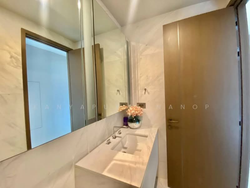 The Monument Thonglor, Bangkok, 998 Thonglor Road, Khlong Tan Nua, Watthana, Bangkok, 2 Bedrooms, 125 sqm, Condo For Sale, by Kanyapuk Tinanop, 500389847 - DDproperty.com