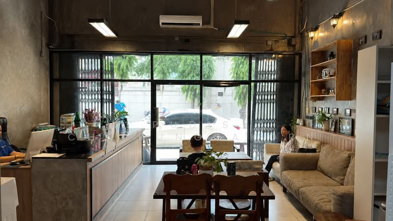 5-Storey Commercial Building for Rent – Phlapphla Chai / Pom Prap Sattru Phai, Bangkok, Pom Prap, Pom Prap Sattru Phai, Bangkok, , 240 sqm, Shophouse For Rent, by Pudis Chitrungsakorn, 500389876 - DDproperty.com