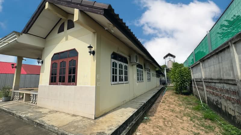 บ้านเดี่ยวบางละมุง ชลบุรี, Chon Buri (Pattaya), Poong, Bang Lamung (Pattaya), Chon Buri (Pattaya), 3 Bedrooms, 150 sqm, Single Detached House For Sale, by The Best Property แต้ว, 500389877 - DDproperty.com