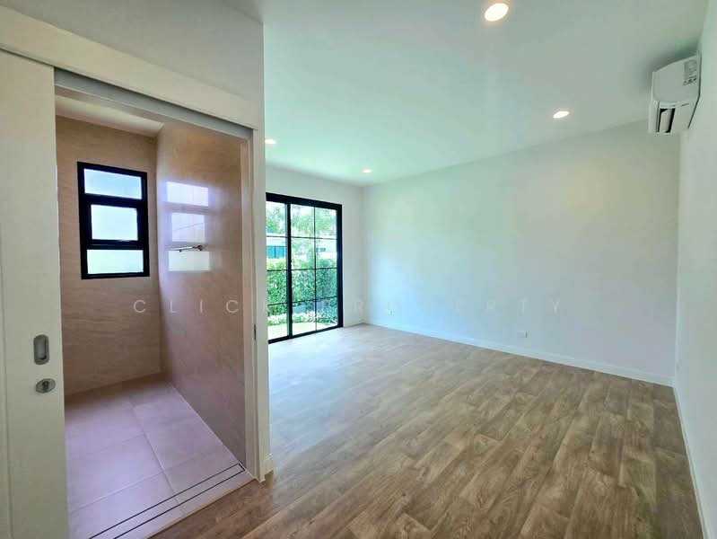 Narinsiri Krungthep Kreetha, Bangkok, Saphan Sung, Bangkok, 5 Bedrooms, 430 sqm, Single Detached House For Sale, by Click property, 500389886 - DDproperty.com