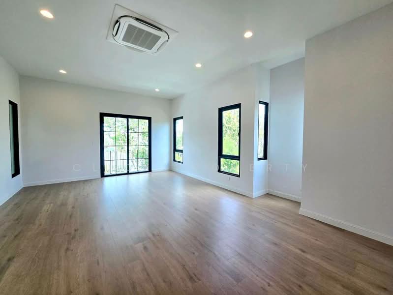 Narinsiri Krungthep Kreetha, Bangkok, Saphan Sung, Bangkok, 5 Bedrooms, 430 sqm, Single Detached House For Sale, by Click property, 500389886 - DDproperty.com