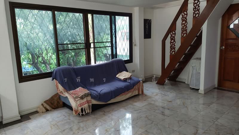 Baan Por Thana Niwet Village : หมู่บ้าน ป. ธนานิเวศน์, กรุงเทพ, ลาดยาว, จตุจักร, กรุงเทพ, 280 ตร.ม., บ้านแฝด ขาย, โดย รพีพร แซ่อึ้ง, 500389923 - DDproperty.com