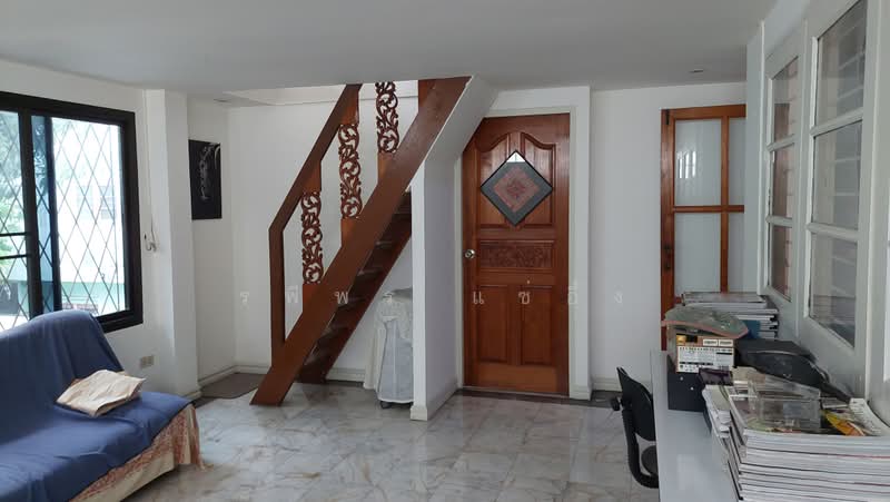 Baan Por Thana Niwet Village : หมู่บ้าน ป. ธนานิเวศน์, กรุงเทพ, ลาดยาว, จตุจักร, กรุงเทพ, 280 ตร.ม., บ้านแฝด ขาย, โดย รพีพร แซ่อึ้ง, 500389923 - DDproperty.com