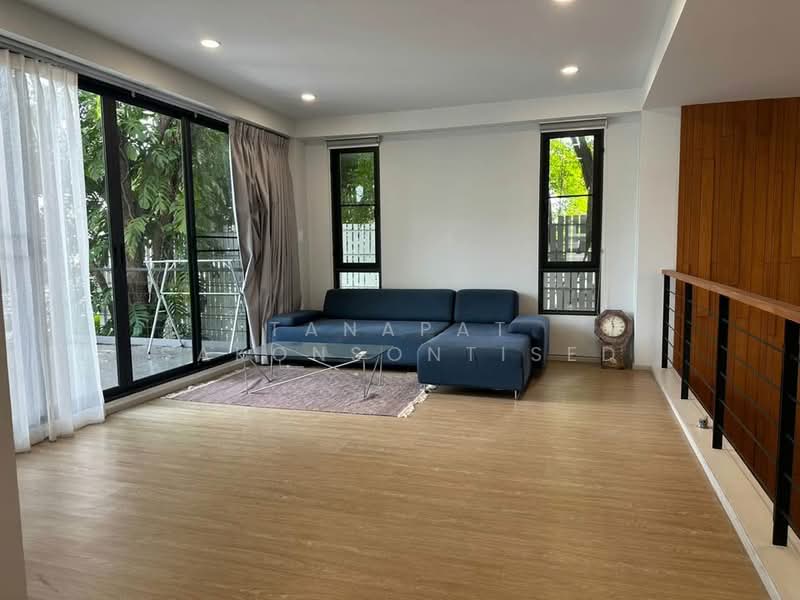 บ้าน 5-ห้องนอน, กรุงเทพ, คลองเตย, กรุงเทพ, 700 ตร.ม., บ้านเดี่ยว ขาย, โดย Tanapat Sakonsontised, 500389939 - DDproperty.com