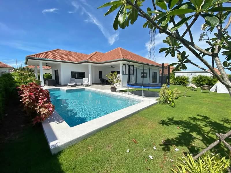 Mali Lotus Villas, Prachuap Khiri Khan, Thap Tai, Hua Hin, Prachuap Khiri Khan, 3 Bedrooms, 192 sqm, Single Detached House For Sale, by Pavadee Boonyarith, 500389942 - DDproperty.com
