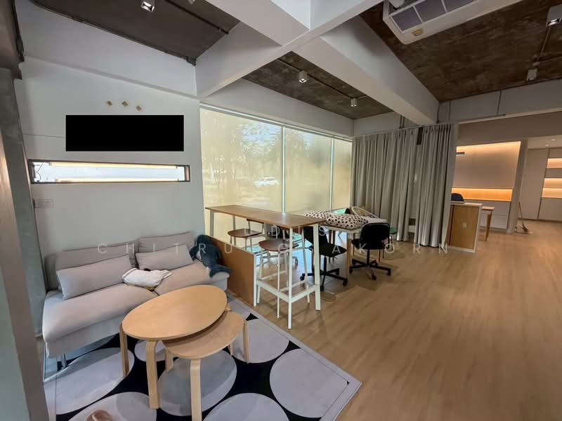 Office Space for Rent – Ekkamai / Rama 9, Bangkok, Bang Kapi, Huai Khwang, Bangkok, , 100 sqm, Shophouse For Rent, by Pudis Chitrungsakorn, 500389943 - DDproperty.com