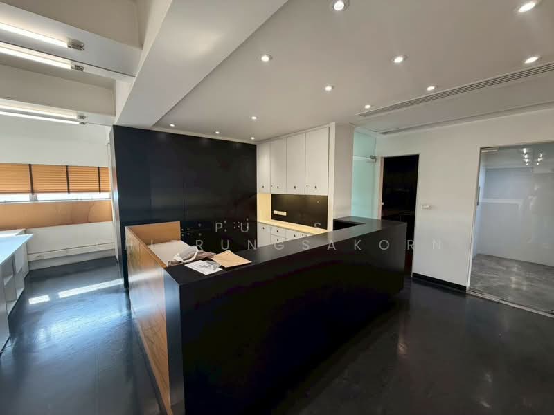 Office Space for Rent – Ekkamai / Rama 9, Bangkok, Bang Kapi, Huai Khwang, Bangkok, , 150 sqm, Shophouse For Rent, by Pudis Chitrungsakorn, 500389971 - DDproperty.com