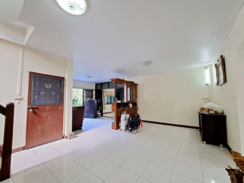 Poonsin Thani 1, Bangkok, Khlong Song Ton Nun, Lat Krabang, Bangkok, 4 Bedrooms, 210 sqm, Townhouse For Sale, by The Best Property เป๊ก, 500389985 - DDproperty.com