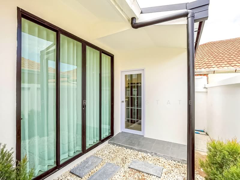 Luxury Pool Villa for Sale Khao Talo Pattaya East, Chon Buri (Pattaya), Bang Lamung, Bang Lamung (Pattaya), Chon Buri (Pattaya), 3 Bedrooms, 256 sqm, Villa For Sale, by PLC real estate, 500390017 - DDproperty.com