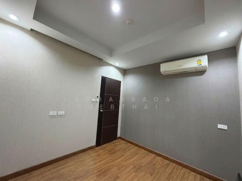 Lamour Condo Lumlukka-Klong 2 : ลามูร์ คอนโด ลำลูกกา คลอง 2, ปทุมธานี, ซอยลำลูกกา 19/2 ถนนลำลูกกา, คูคต, ลำลูกกา, ปทุมธานี, 40 ตร.ม., คอนโด ขาย, โดย Laphasrada Suebthai, 500390021 - DDproperty.com