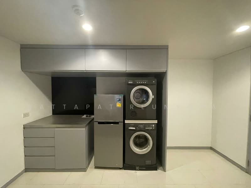 Siamese Gioia, Bangkok, Sukhumvit 31 Road, Khlong Tan Nua, Watthana, Bangkok, 1 Bedroom, 53 sqm, Condo For Sale, by Nattapat Reunyota, 500390026 - DDproperty.com