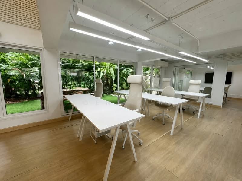 Office space for lease on the ground floor with a private garden, Phaya Thai / Ari (SPSAD4057), Bangkok, Samsen Nai, Phaya Thai, Bangkok, , 100 sqm, Office Space For Rent, by Agent Pla, 500390030 - DDproperty.com