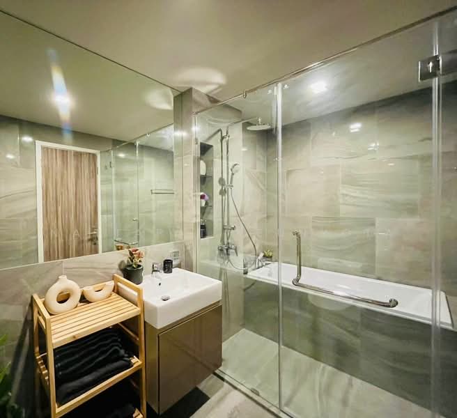 IDEO Q Sukhumvit 36, Bangkok, Soi Sukhumvit 36, Khong Tan, Khlong Toei, Bangkok, 2 Bedrooms, 49 sqm, Condo For Sale, by Nattapat Reunyota, 500390038 - DDproperty.com