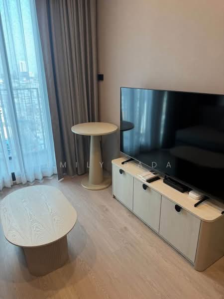 Reference Sathorn-Wongwianyai, Bangkok, Krung Thonburi 2 Alley, Bang Lam Phu Lang, Khlong San, Bangkok, 1 Bedroom, 32 sqm, Condo For Rent, by Emily Bada, 500390064 - DDproperty.com