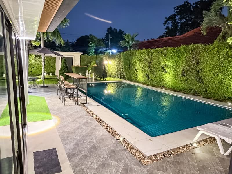 Pool Villa for Sale East Pattaya 4 Bedroom Investment Opportunity, Chon Buri (Pattaya), Bang Lamung, Bang Lamung (Pattaya), Chon Buri (Pattaya), 4 Bedrooms, 688 sqm, Villa For Sale, by PLC real estate, 500390102 - DDproperty.com