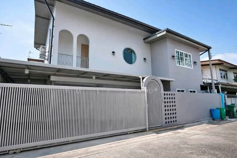 undefined, Bangkok, Samsen Nok, Huai Khwang, Bangkok, 3 Bedrooms, 170 sqm, Single Detached House For Rent, by Emily Bada, 500390137 - DDproperty.com