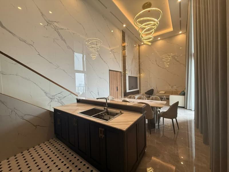 Landmark @MRTA Station, Bangkok, 397 Rama 9 Road, Bang Kapi, Huai Khwang, Bangkok, 3 Bedrooms, 200 sqm, Condo For Rent, by Bow Tananya, 500390139 - DDproperty.com