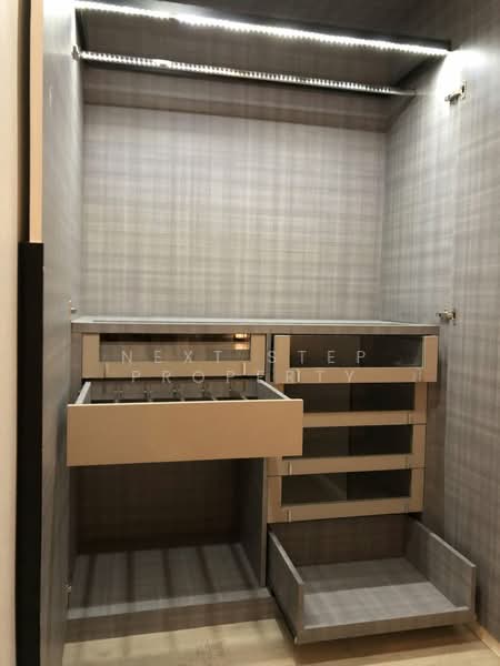 Noble Solo, Bangkok, 988 Thong Lo, Khlong Tan Nua, Watthana, Bangkok, 1 Bedroom, 54 sqm, Condo For Sale, by Next Step Property, 500390153 - DDproperty.com