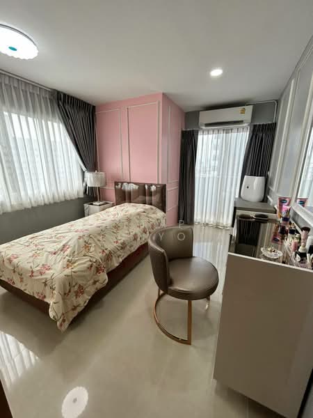 Witthayu Complex, Bangkok, 1673 New Petchaburi Road, Makkasan, Ratchathewi, Bangkok, 2 Bedrooms, 67 sqm, Condo For Sale, by Nattapat Reunyota, 500390158 - DDproperty.com
