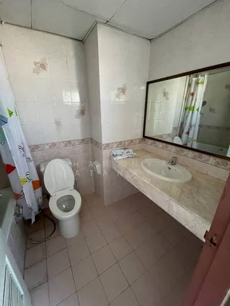 Sathorn Happy Land, Bangkok, Naradhiwas Road, Yan Nawa, Sathon, Bangkok, 2 Bedrooms, 67 sqm, Condo For Rent, by Chananya Watanapa, 500390178 - DDproperty.com