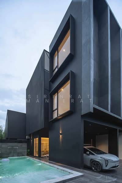 Brand New 3-Storey Luxury Pool Villa For Sale & Rent near Kad Farang, Hang Dong, Chiang Mai, Ban Waen, Hang Dong, Chiang Mai, 6 Bedrooms, 550 sqm, Villa For Sale, by Sirinrat Maneerat, 500390185 - DDproperty.com