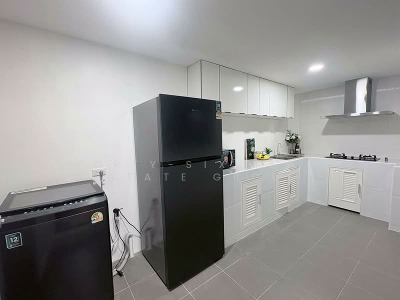Townhouse 3 ชั้น พร้อมอยู่ | รัชดานิเวศน์ แยก 4, กรุงเทพ, สามเสนนอก, ห้วยขวาง, กรุงเทพ, 400 ตร.ม., ทาวน์เฮ้าส์ ให้เช่า, โดย Forty-Six Real Estate Group, 500390214 - DDproperty.com