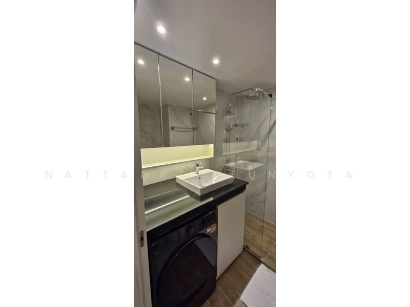 Sukhumvit Suite, Bangkok, 19 Soi Sukhumvit 13, Khlongtoei Nua, Watthana, Bangkok, 1 Bedroom, 40 sqm, Condo For Sale, by Nattapat Reunyota, 500390274 - DDproperty.com