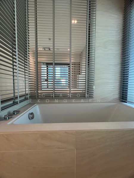 The Strand Thonglor, Bangkok, 36 Soi Sukhumvit 55, Khlong Tan Nua, Watthana, Bangkok, 2 Bedrooms, 88 sqm, Condo For Sale, by Chanon Ekongkarn, 500390284 - DDproperty.com