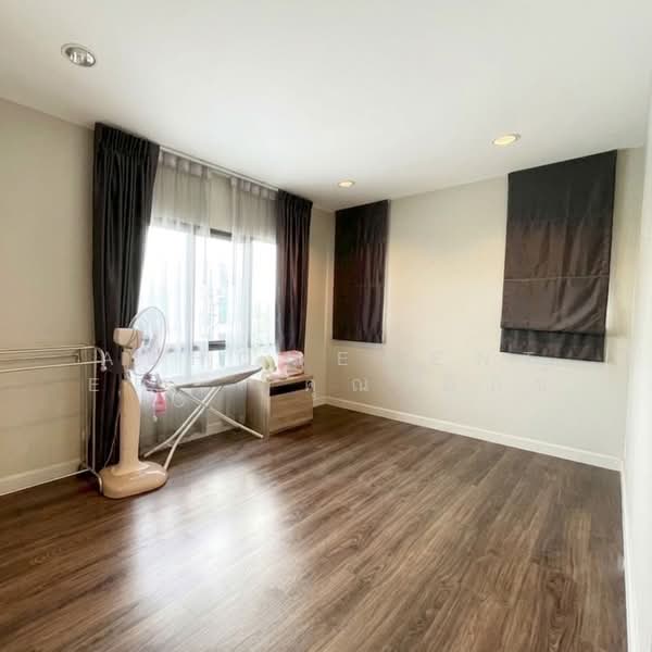 Pave Pinklao - Salaya, Nonthaburi, Achariya Pattana Road, Sala Klang, Bang Kruai, Nonthaburi, 5 Bedrooms, 214 sqm, Single Detached House For Sale, by AJHOMECENTER - คุณเอ็กซ์, 500390303 - DDproperty.com