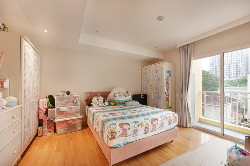 Silver Heritage, Bangkok, 96 Soi Sukhumvit 38, Phra Kanong, Khlong Toei, Bangkok, 4 Bedrooms, 303 sqm, Condo For Sale, by Nattapat Reunyota, 500390383 - DDproperty.com
