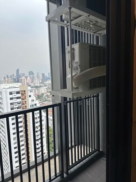 The Base Phetchaburi-Thonglor, Bangkok, Phetchaburi Rd, Bang Kapi, Huai Khwang, Bangkok, 1 Bedroom, 36 sqm, Condo For Sale, by HOME Real Estate Service, 500390397 - DDproperty.com