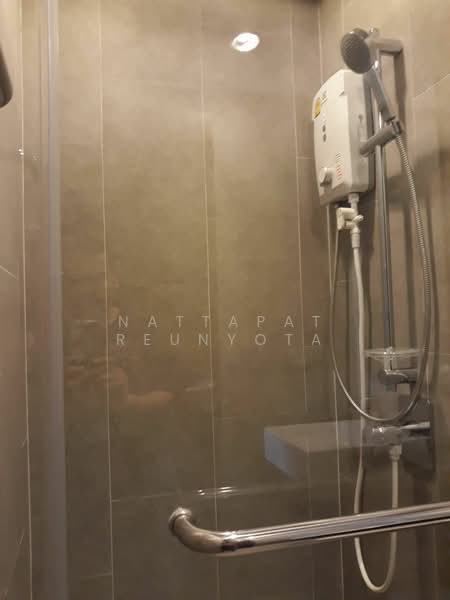 C Ekkamai, Bangkok, 888 Soi Sukhumvit 63, Sukhumvit Road, Khlong Tan Nua, Watthana, Bangkok, 1 Bedroom, 32 sqm, Condo For Sale, by Nattapat Reunyota, 500390413 - DDproperty.com