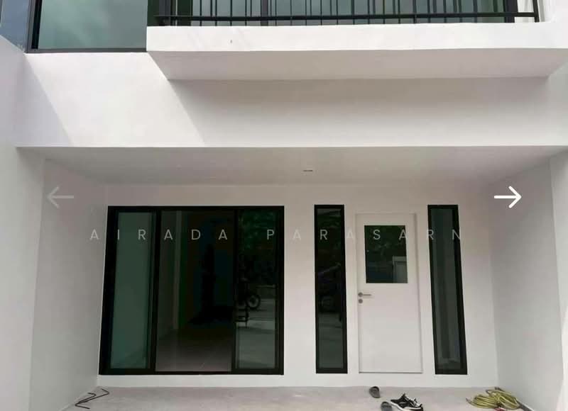 Deco @ Bearing, Bangkok, Soi Sukhumvit 70/5, Sukhumvit Road, Bang Na, Bangkok, 2 Bedrooms, 200 sqm, Townhouse For Rent, by Airada Parasarn, 500390414 - DDproperty.com