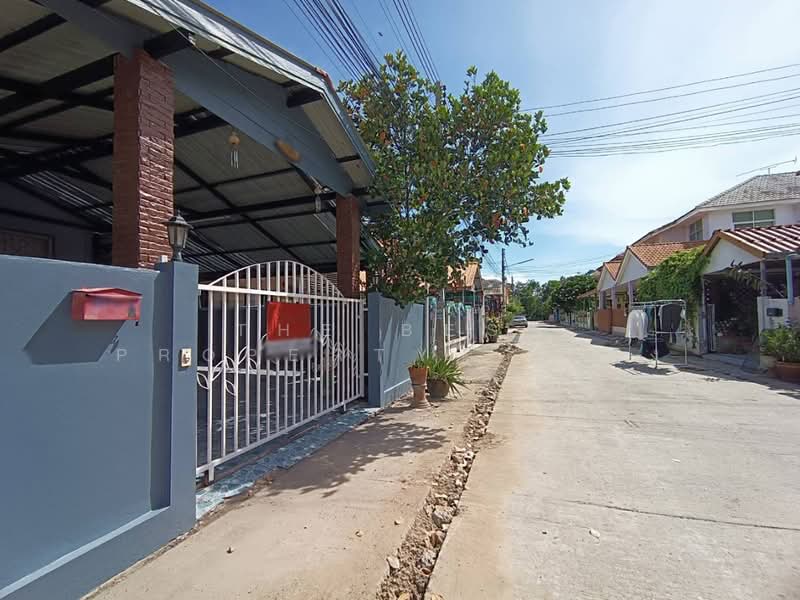 หมู่บ้านโรจนะการ์เด้นโฮม พระนครศรีอยุธยา, Phra Nakhon Si Ayutthaya, Khan Ham, Uthai, Phra Nakhon Si Ayutthaya, 3 Bedrooms, 150 sqm, Single Detached House For Sale, by The Best Property เก่ง, 500390424 - DDproperty.com