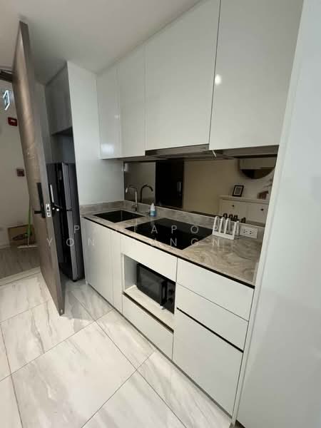 Fynn Asoke, Bangkok, 28 Sukhumvit 10 Alley, Khlong Toei, Bangkok, 2 Bedrooms, 53 sqm, Condo For Rent, by Pattaporn Yongsungnone, 500390428 - DDproperty.com