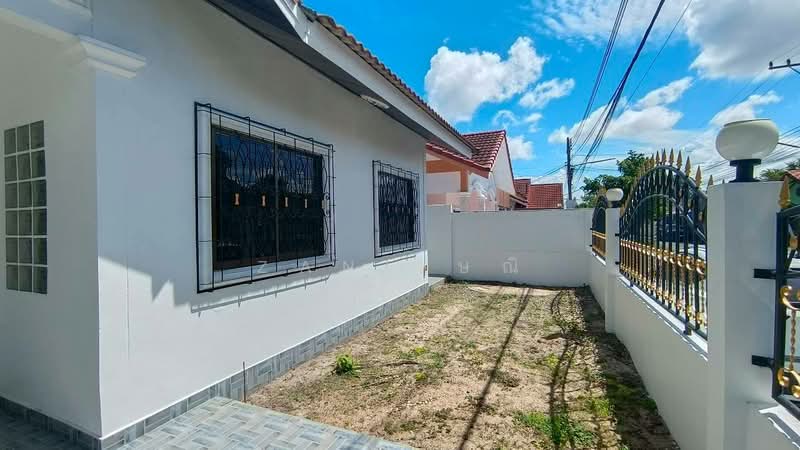 CYP225 Single-Storey House in Chokchai 4 Village Pattaya for Sale/Rent), Chon Buri (Pattaya), Nong Pru, Bang Lamung (Pattaya), Chon Buri (Pattaya), 2 Bedrooms, 120 sqm, Single Detached House For Sale, by Zani ษณิ, 500390460 - DDproperty.com