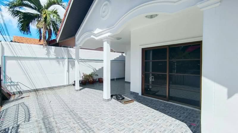 CYP225 Single-Storey House in Chokchai 4 Village Pattaya for Sale/Rent), Chon Buri (Pattaya), Nong Pru, Bang Lamung (Pattaya), Chon Buri (Pattaya), 2 Bedrooms, 120 sqm, Single Detached House For Sale, by Zani ษณิ, 500390460 - DDproperty.com
