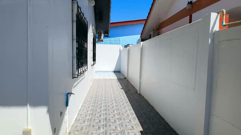CYP225 Single-Storey House in Chokchai 4 Village Pattaya for Sale/Rent), Chon Buri (Pattaya), Nong Pru, Bang Lamung (Pattaya), Chon Buri (Pattaya), 2 Bedrooms, 120 sqm, Single Detached House For Sale, by Zani ษณิ, 500390460 - DDproperty.com