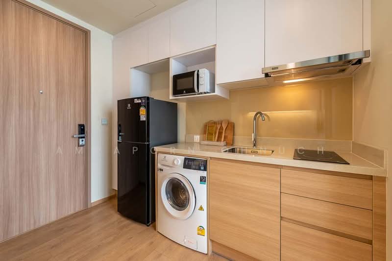 Noble Around Sukhumvit 33, Bangkok, 17 Soi Sukhumvit 33, Khlong Tan Nua, Watthana, Bangkok, 1 Bedroom, 27 sqm, Condo For Rent, by Ampaporn Ohnuch, 500390566 - DDproperty.com