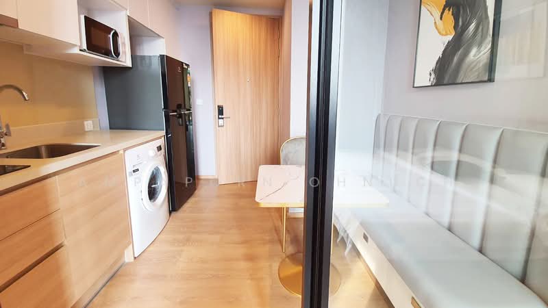 Noble Around Sukhumvit 33, Bangkok, 17 Soi Sukhumvit 33, Khlong Tan Nua, Watthana, Bangkok, 1 Bedroom, 27 sqm, Condo For Rent, by Ampaporn Ohnuch, 500390566 - DDproperty.com