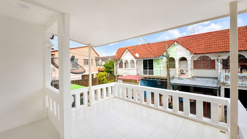 เสนาวิลล่า 4 พระยาสุเรนทร์, Bangkok, พระยาสุเรนทร์, Sam Wa Tawan Tok, Khlong Sam Wa, Bangkok, 2 Bedrooms, 89 sqm, Townhouse For Sale, by ปุณณภา นารานนทชัย, 500390578 - DDproperty.com