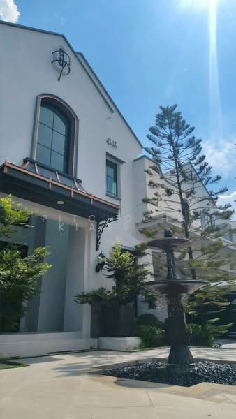 Nantawan Rama 9 - New Krungthepkreetha, Bangkok, Saphan Sung, Bangkok, 5 Bedrooms, 450 sqm, Single Detached House For Rent, by Pitchocha Kiatsinpon, 500390601 - DDproperty.com