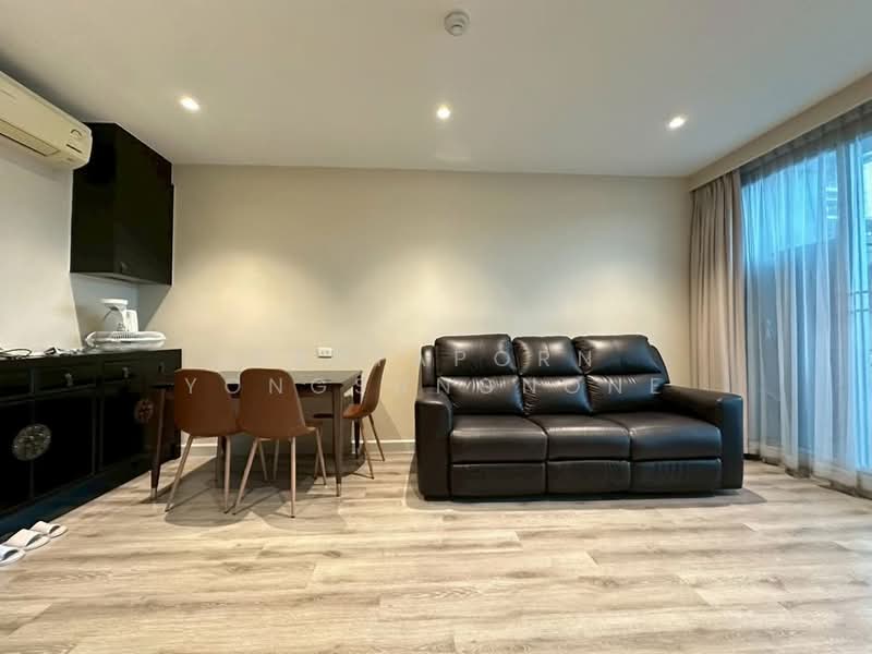 Centric Sathorn-St Louis, Bangkok, Sathorn Nua Road, Yan Nawa, Sathon, Bangkok, 2 Bedrooms, 66 sqm, Condo For Rent, by Pattaporn Yongsungnone, 500390612 - DDproperty.com