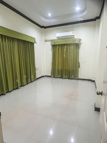 Urgent Sale! Detached House in Bang Saray Beachside, Chon Buri (Pattaya), Bang Sa-re, Sattahip, Chon Buri (Pattaya), 3 Bedrooms, 160 sqm, Single Detached House For Sale, by Naphaphat Nitipakpinyo, 500390629 - DDproperty.com