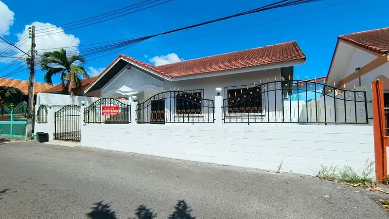 CYP225 Single-Storey House in Chokchai 4 Village Pattaya, Chon Buri (Pattaya), Nong Pru, Bang Lamung (Pattaya), Chon Buri (Pattaya), 2 Bedrooms, 120 sqm, Single Detached House For Rent, by Zani ษณิ, 500390735 - DDproperty.com