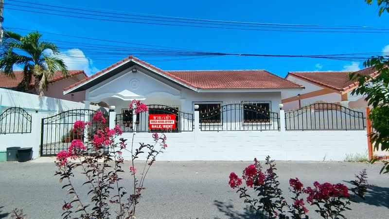 CYP225 Single-Storey House in Chokchai 4 Village Pattaya, Chon Buri (Pattaya), Nong Pru, Bang Lamung (Pattaya), Chon Buri (Pattaya), 2 Bedrooms, 120 sqm, Single Detached House For Rent, by Zani ษณิ, 500390735 - DDproperty.com